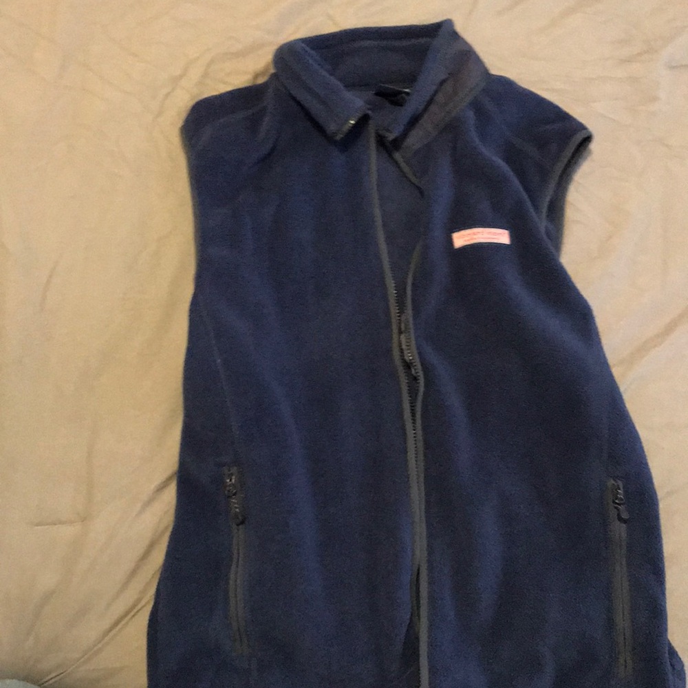Vineyard vines fleece vest